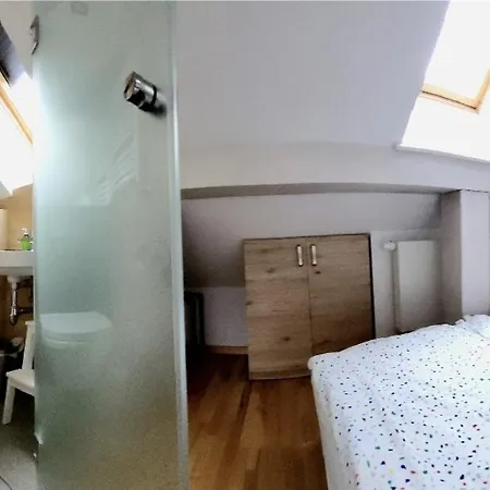 My Universe Rainbow Hill Appartement *